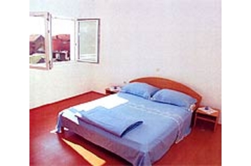 Family pension Podgora 2